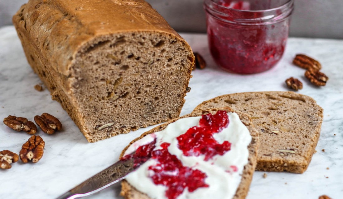 food.enthusiast | Apfel-Pekannuss-Brot