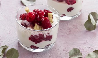 Gesundes Frühstücks-Rezept: Cremig-süße Quarkcreme (vegan, zuckerfrei)