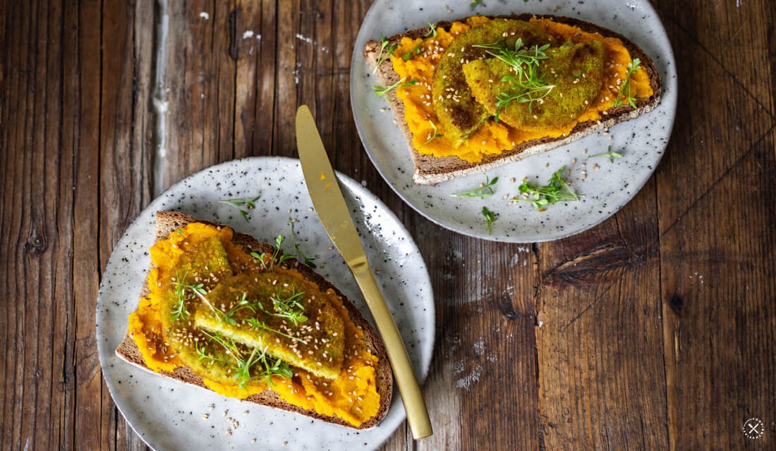 food.enthusiast | Veganer Brotaufstrich: Landbrot mit Möhren-Ingwer ...